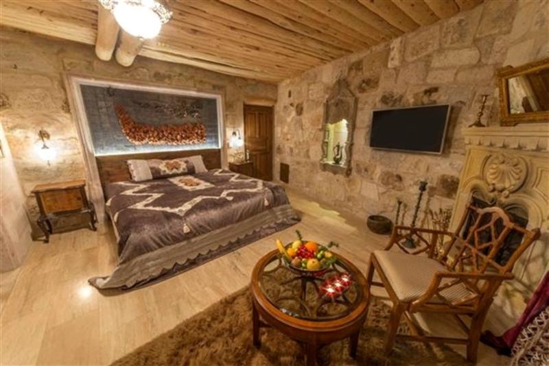 Elika Cave Suites