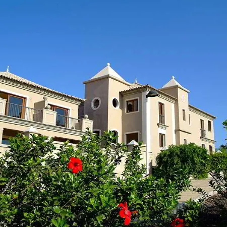 Marylanza Suites & Spa