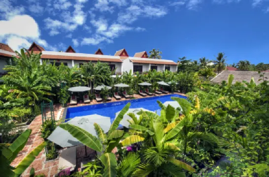 拉利基吳哥精品飯店 Crocodile Leather World附近的飯店