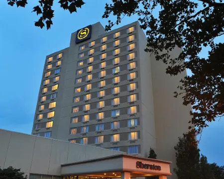 シェラトン・バックス・カウンティ・ラングホーン バックスのホテル