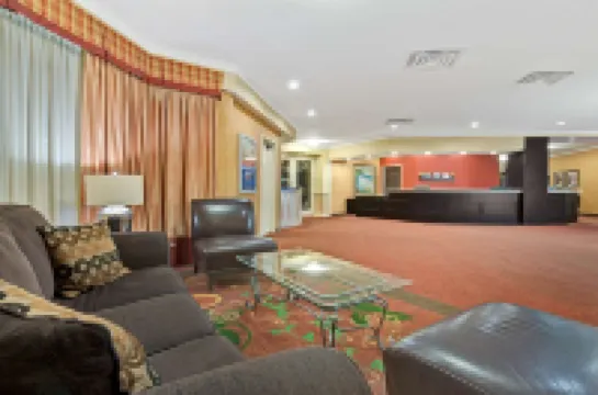 Falls Lodge by the Falls (Formerly Knights Inn)