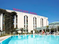 Hôtel Mercure Pau Palais des Sports - piscina