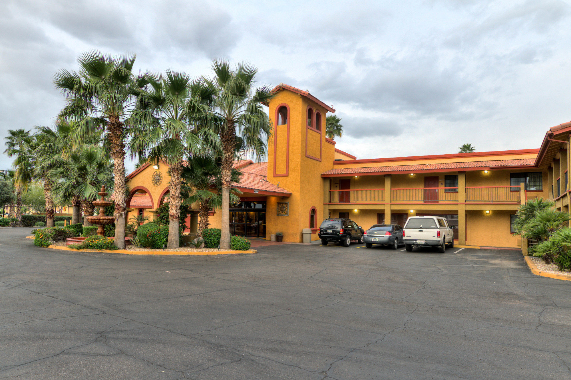 Quality Inn and Suites Goodyear