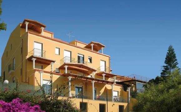 Lu' Hotel Maladroxia Sant'Antioco