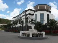 Lamana Hotel Hotels in 