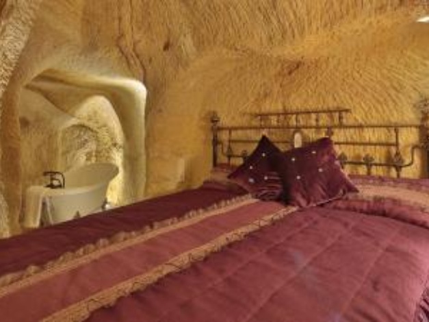 Golden Cave Suites