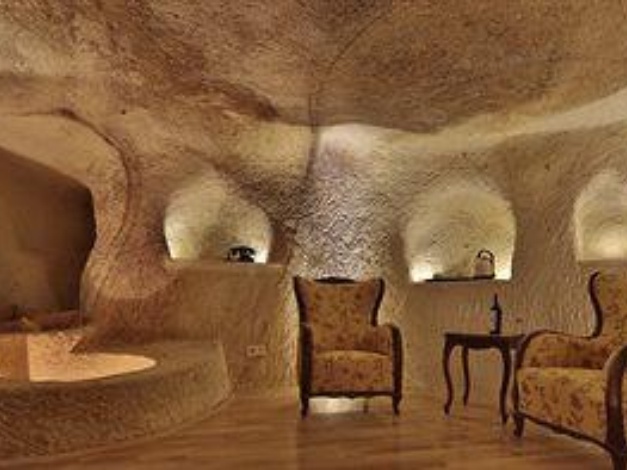 Golden Cave Suites