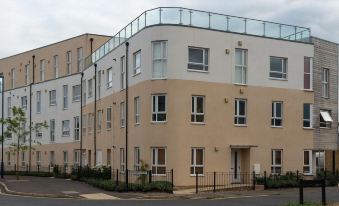 Cambridge Orchard Apartments - 2 Double Bedrooms