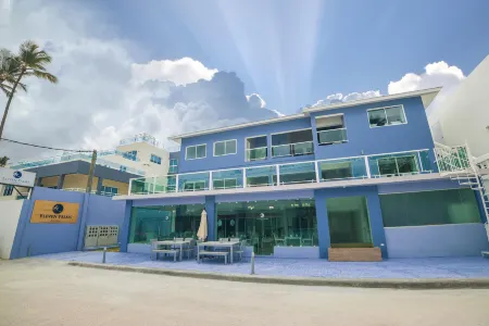 Hotel Checkin El Cortecito Beach