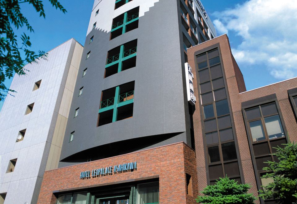 Kuretake Inn Asahikawa - Housity