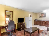 Clarion Pointe Statesville Hotels in Statesville