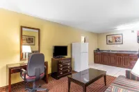 Clarion Pointe Statesville Hotels in Statesville