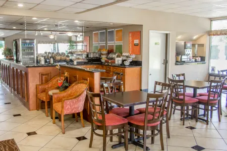 Quality Inn Riverside Near UCR and Downtown