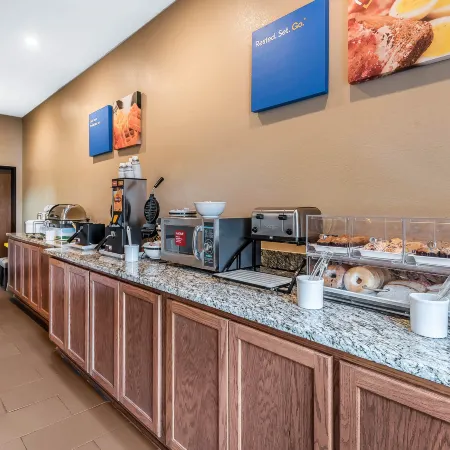 Comfort Inn & Suites