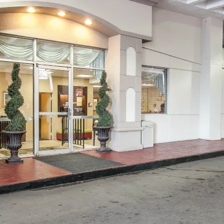 Comfort Inn Memphis Downtown