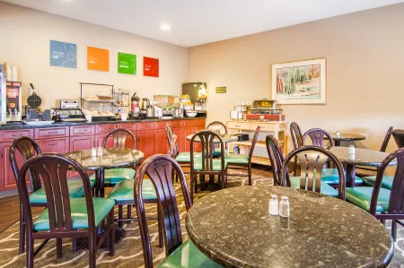 Comfort Inn Medford North