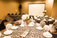 Comfort Inn & Suites Presidential - sarapan