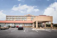 Comfort Inn on the Ocean - parking