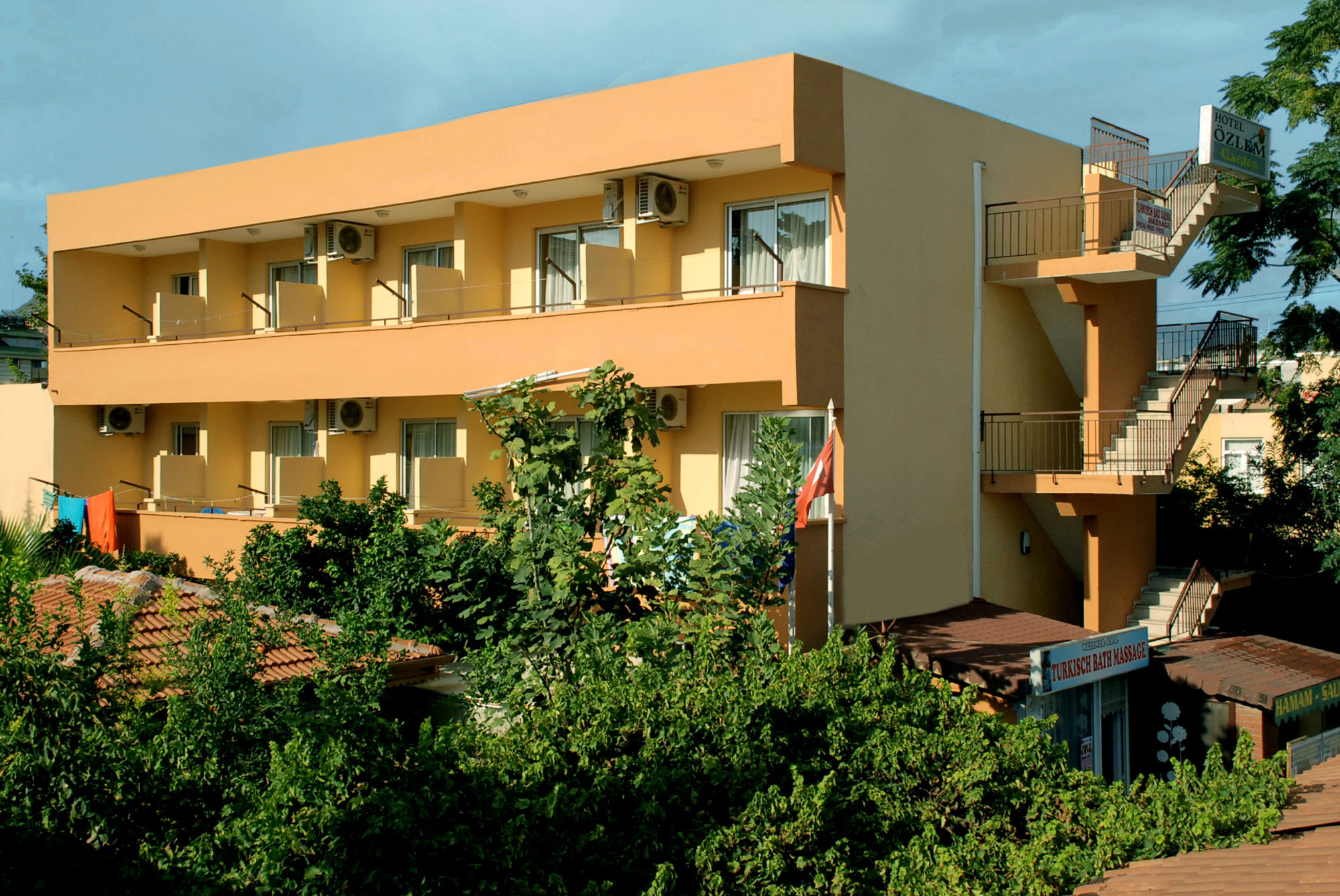 Ozlem Garden Hotel