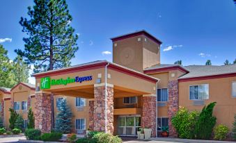 GreenTree Inn & Suites Pinetop