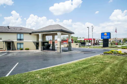 Quality Inn Springboro West Hotels in Franklin