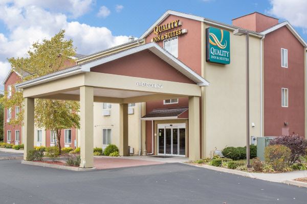酒店 梅里登酒店 梅里登品质套房酒店(quality inn & suites meriden)