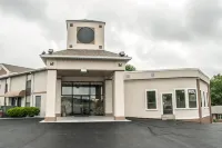 Quality Inn Near Six Flags St. Louis Hotels in Eureka