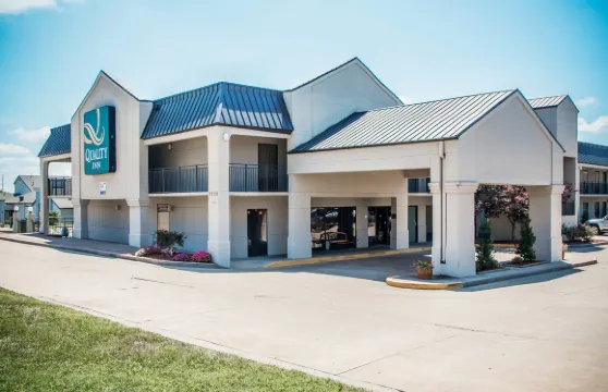 斯普林菲爾德品質酒店-US65&E戰場路