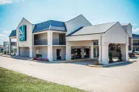 Quality Inn US65 & E Battlefield Rd Springfield Отели в г. Спрингфилд