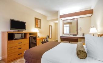 Aggie Inn, Ascend Hotel Collection