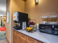 Econo Lodge Inn & Suites University Отели рядом с достопримечательностью «Шоссе Маклеод-трейл»