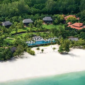 Four Seasons Resort Langkawi Отели рядом с достопримечательностью «Культурно-ремесленный комплекс»