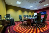 Holiday Inn LONDON - KENSINGTON HIGH ST. by IHG - Business