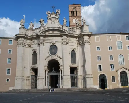 โดมัส เซสโซเรียนา โรงแรมในโรม