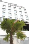 Brits Hotel Karawang Hotels near Kamila Grosir , aneka barang unik dan perlengkapan rumah tangga