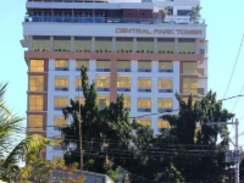 セントラル パーク タワー リゾート アンヘレスのホテル