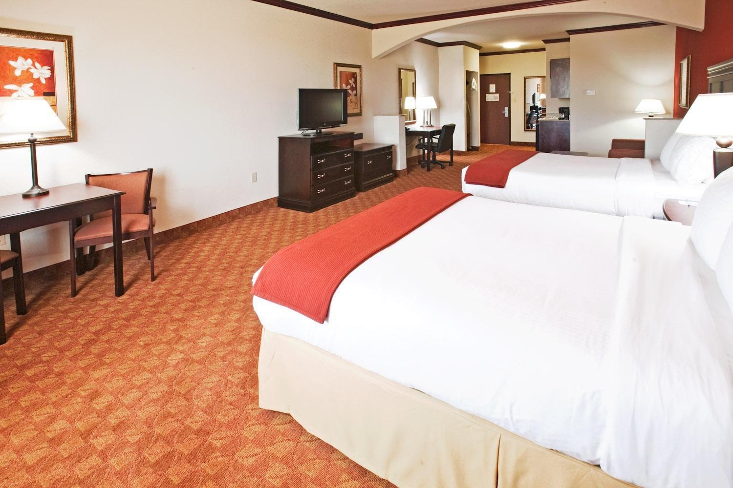 Holiday Inn Express Hotel & Suites Terrell, an Ihg Hotel