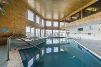 Rodeway Inn - piscina
