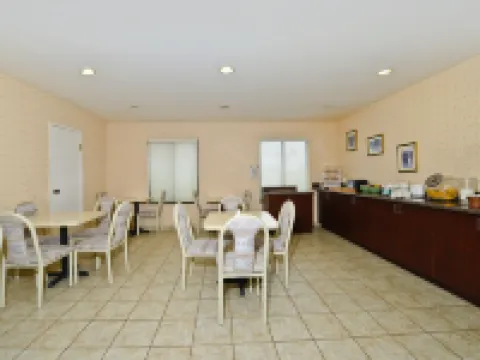 Days Inn by Wyndham Indio Hotels in Riverside County