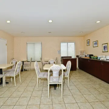 Days Inn by Wyndham Indio