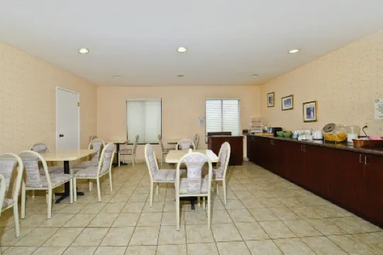 Days Inn by Wyndham Indio