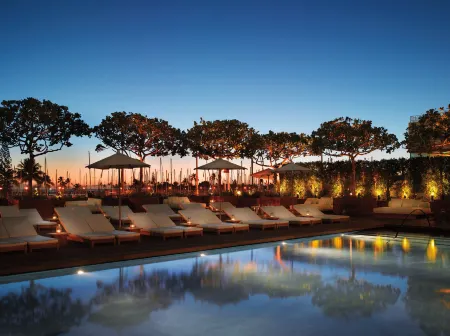 Hilton Vacation Club The Modern Honolulu