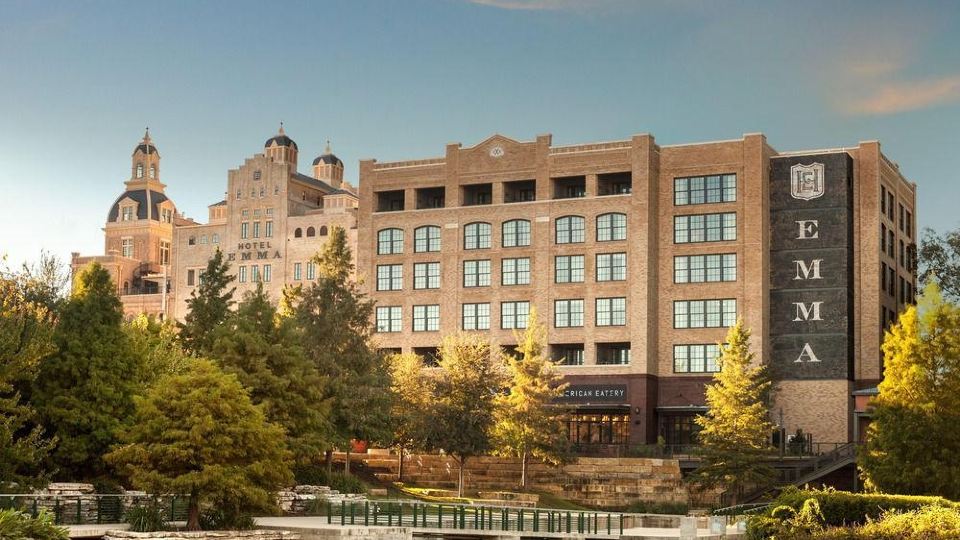 Hotel Emma at Pearl on the Riverwalk