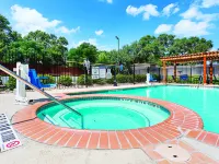 聖安東尼奧西北拉昆塔温德姆套房酒店