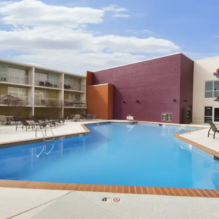 Oasis Hotel & Conv. Center, Ascend Hotel Collection