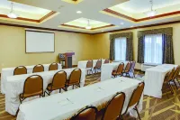 La Quinta Inn & Suites by Wyndham Tupelo Hotels in Tupelo