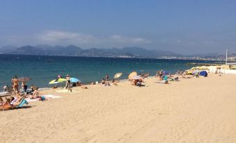 Holiday or Congress, Centre - Beach