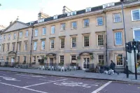 Parade Hotel Bath - Bed and Breakfasts