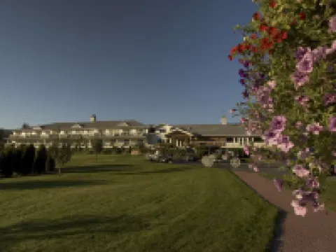 The Lund Resort at Klah ah Men Hotels in qathet