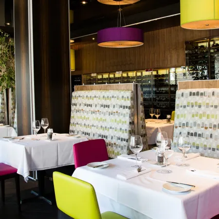DoubleTree by Hilton Quebec Resort Отели рядом с достопримечательностью «Торговый центр Galeries de la Capitale»